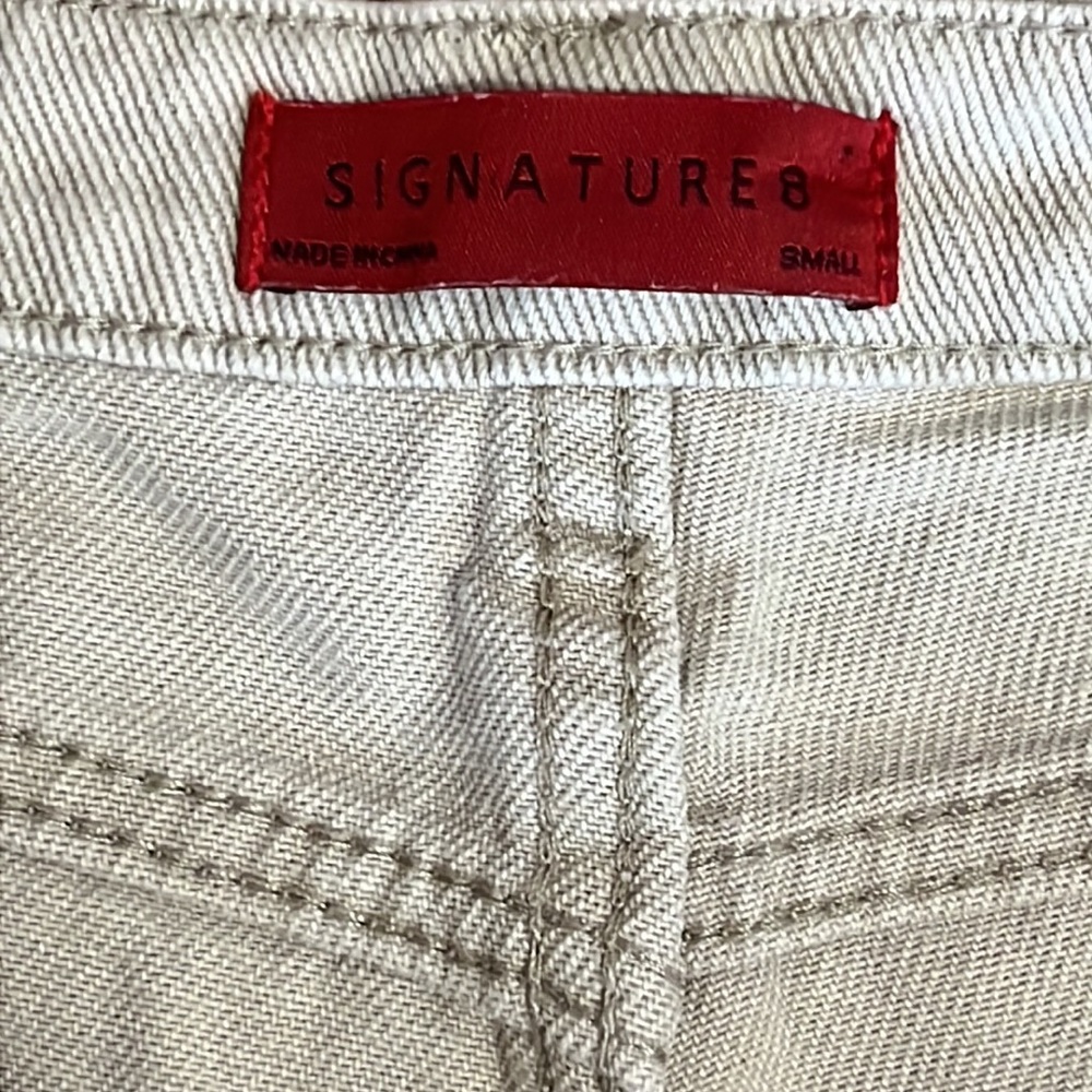 Tan shorts - Picture 4 of 5